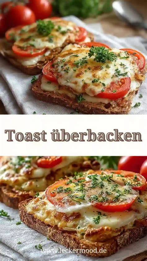 Überbackener Brie-Erdbeer-Toast frisch aus dem Ofen