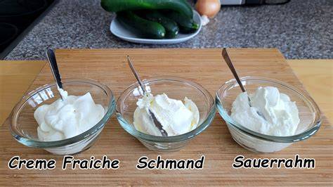 Übersicht: Unterschied saure Sahne, Sauerrahm, Schmand und Creme Fraîche