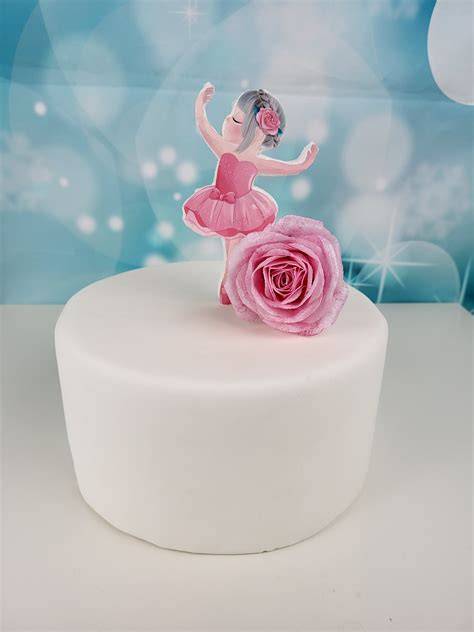 Übersicht Tortendeko: von Cake Topper bis essbare Drucke