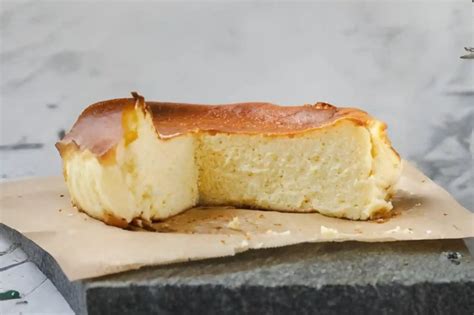 18 cm Springform, kleiner Käsekuchen ohne Boden, Zutatenübersicht