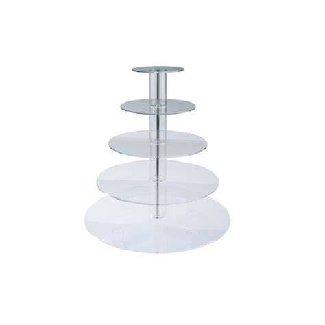 3-stöckiger Tortenständer aus Plexiglas auf Festtafel