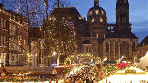 Aachener Printen und Aachener Dom, festliche Präsentation