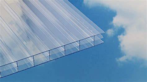 Acrylglas-Schüssel: Vorteile von PMMA gegenüber Glas