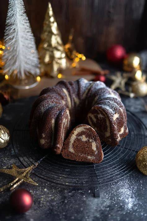 Adventszeit mit Lebkuchen auf der Kaffeetafel