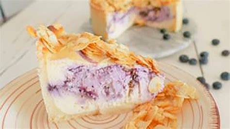 Alle Zutaten für glutenfreien Heidelbeer-Käsekuchen