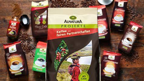 Alnatura Ladenregal mit fairen Bio-Produkten