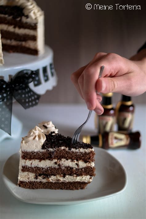Amarula Mascarpone Torte mit Schokoladendekor