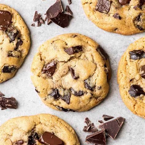 American Cookies mit großen Schokoladen-Inseln