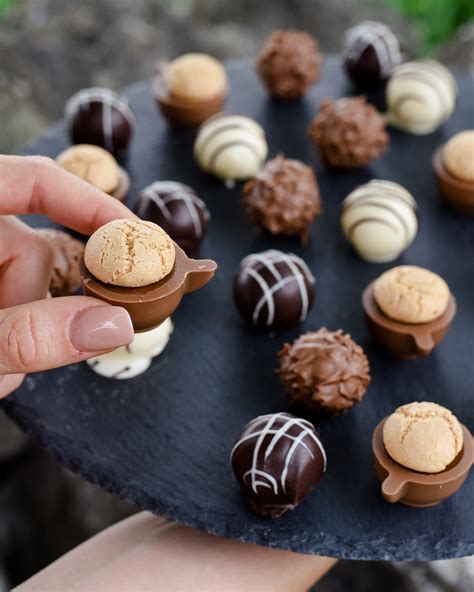 Anleitungs-Collage: Pralinenfüllung zubereiten, füllen, verschließen und verzieren