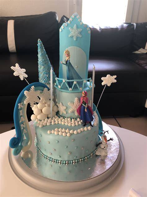 Anna und Elsa Eiskönigin-Torte für Kindergeburtstag