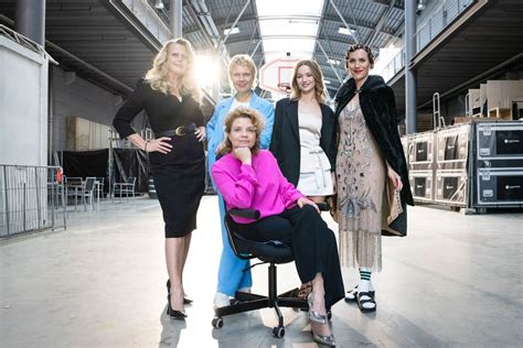 Annette Frier und Barbara Schöneberger feiern Podcast-Jubiläum