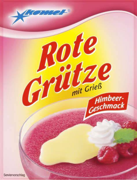 Anschnitt eines Rote Grütze Pulver Kuchens mit Marmorierung