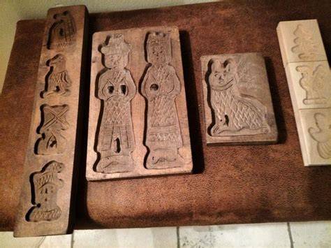 Antike Lebkuchenformen und Model aus Holz - Museumsexponate