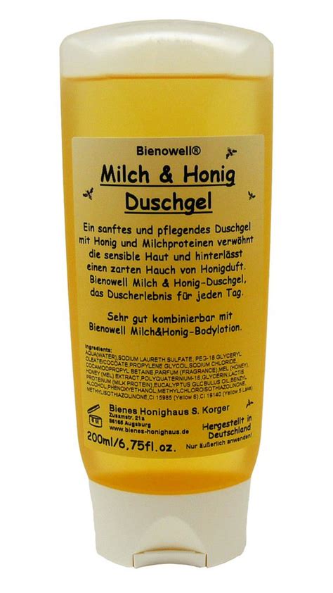 Anwendung von Duschgel mit Milch und Honig auf der Haut, geschmeidige Hautstruktur