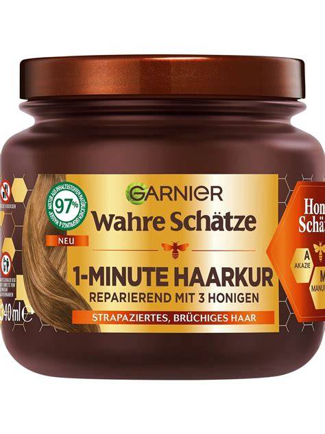 Anwendungsschritte einer Honig Haarkur auf trockenem Haar