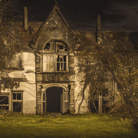 Anwesen von Lionel Twain - schlossartiges Herrenhaus bei Nacht