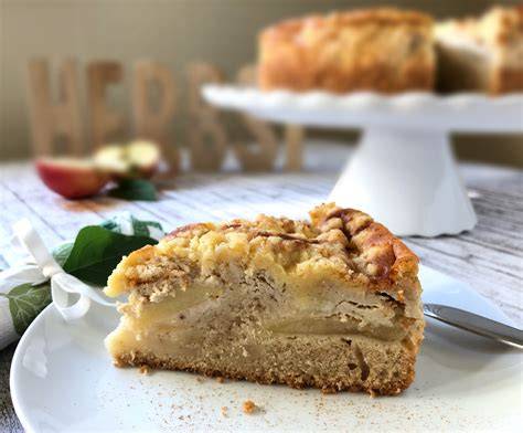 Apfel-Grießtorte im Anschnitt