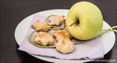 Apfel-Kugeln aus Mürbteig ohne Butter