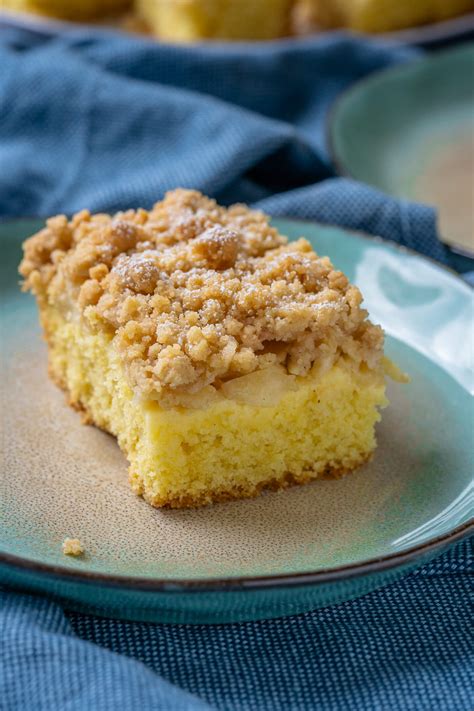 Apfel-Puddingkuchen vom Blech, Anschnitt