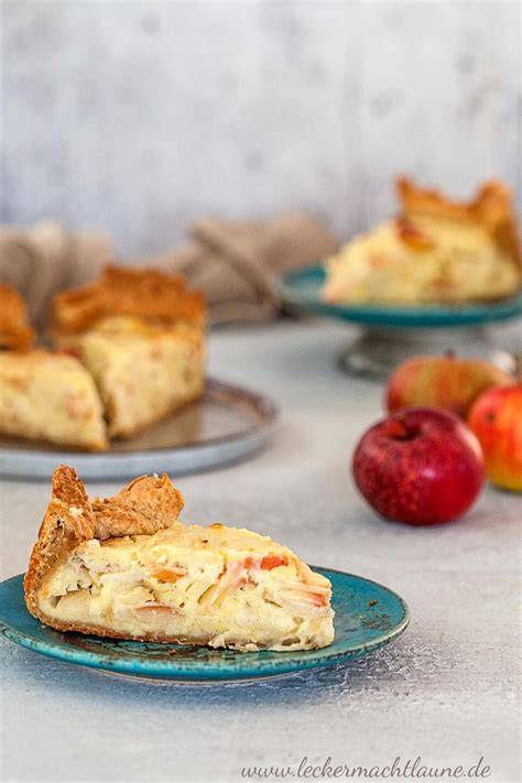 Apfel-Quark-Kuchen frisch aus dem Ofen