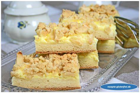 Apfel-Streuselkuchen mit Puddingfüllung