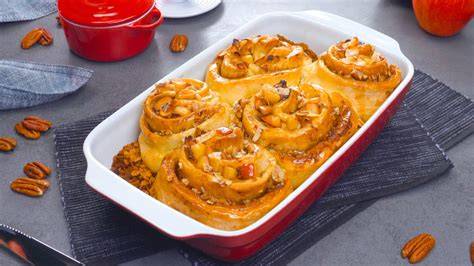 Apfel-Zimt-Schnecken aus Pizzateig: Serviervorschlag