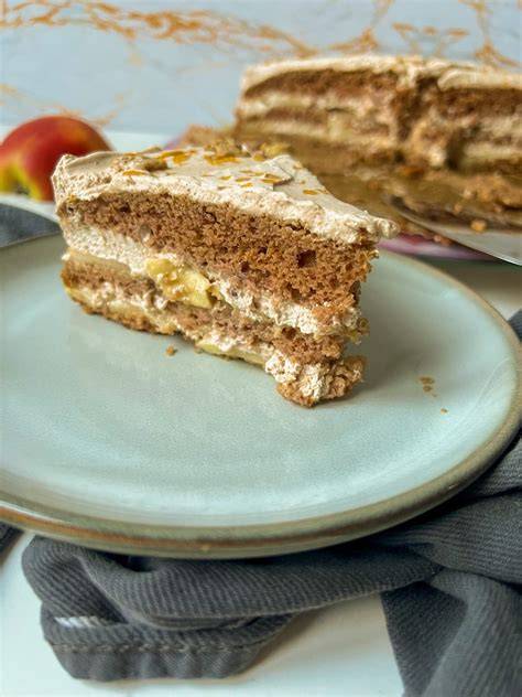 Apfel-Zimt-Torte Angeschnittene Schichten