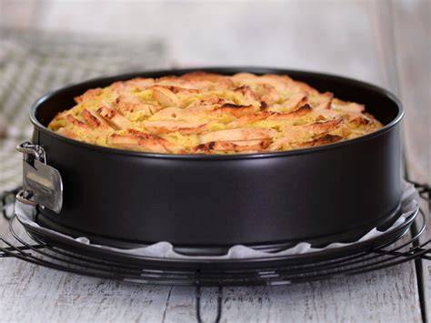 Apfelkuchen im Ofen mittlere Schiene