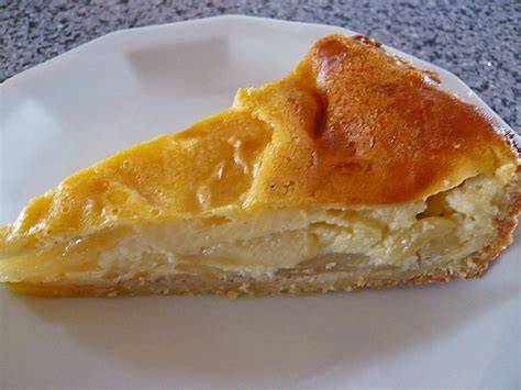 Apfelkuchen mit Puddingschicht