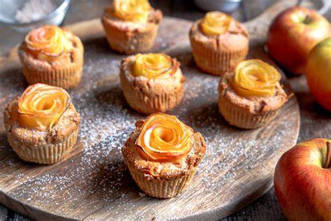 Apfelrosen Muffins ohne Zucker - hübsche Präsentation
