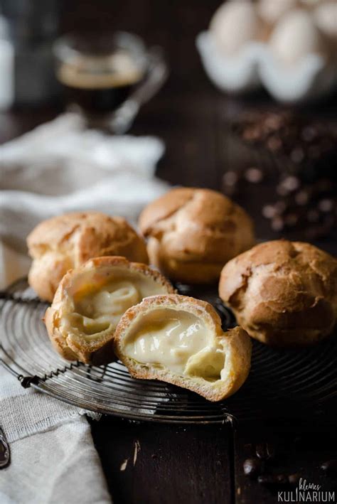 Aprikosen-Mandel-Croissant mit Crème Patissière
