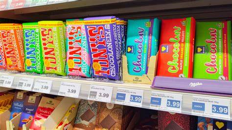 Assortiment verschiedener Chocoluv- und Herzstücke-Riegel