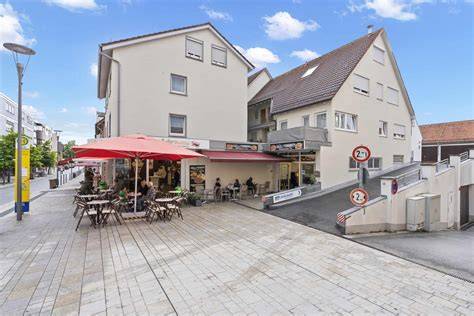 Außenansicht und Straßencafé Zucker & Salz Freinsheim