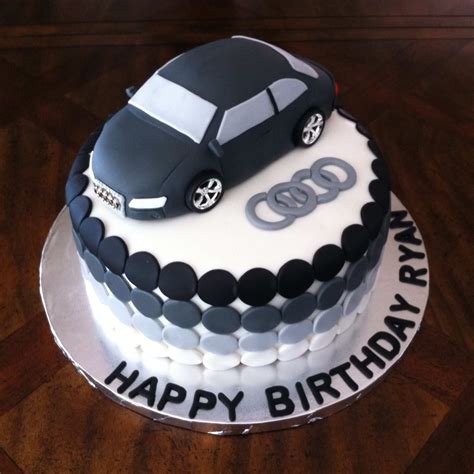 Audi Torte mit Modellauto als Topper