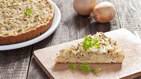 Aufbau der Philadelphia-Multivitamin-Torte mit Vollkornboden
