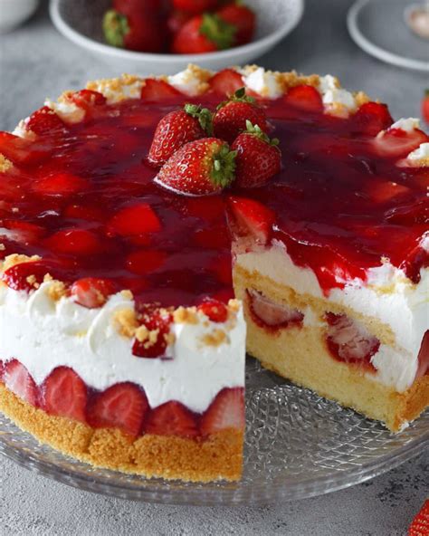 Aufbewahrung der Erdbeertorte im Kühlschrank