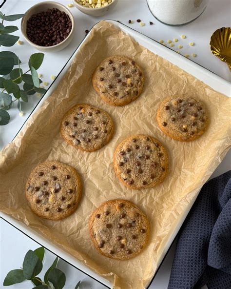Aufgeschnittene Cookies: knusprig außen, weich innen