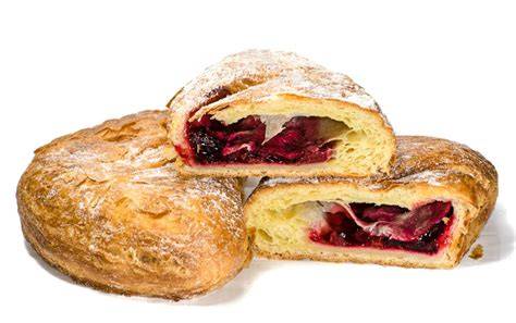 Aufgeschnittene Kirschtasche mit Puddingfüllung