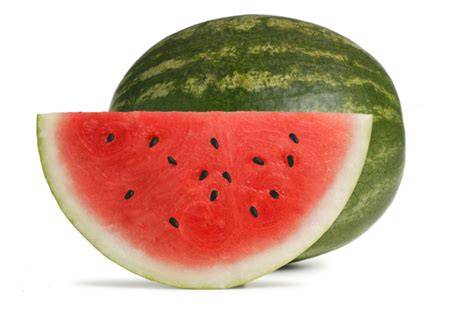 Aufgeschnittene Wassermelone mit sichtbarem Fruchtfleisch