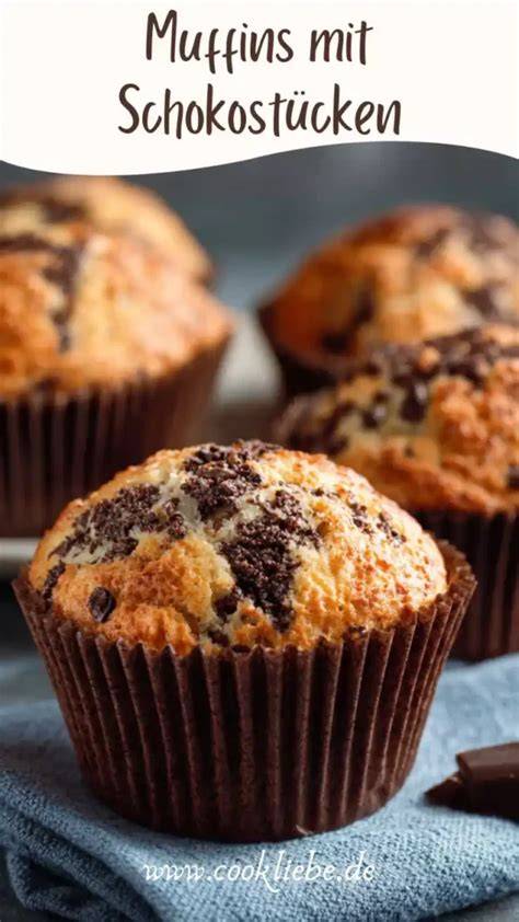 Aufgeschnittener Protein Muffin mit schokoladiger Textur