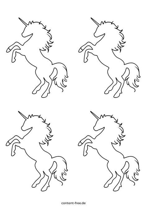 Ausgeschnittenes Einhorn-Motiv mit Fondant und Schablone