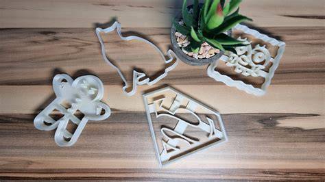Ausstecher Knochen-Kekse und personalisierte Giveaway-Tüten