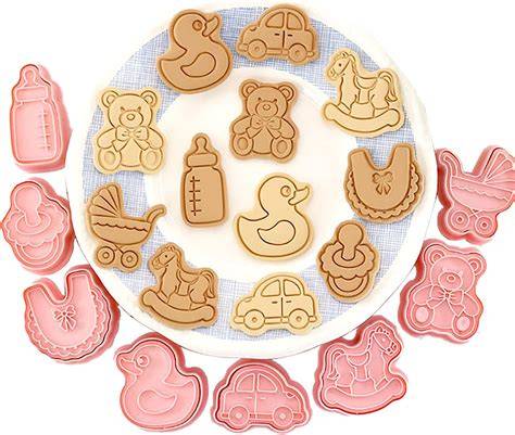 Ausstechformen und fertige Fondantmotive für Baby- und Taufe