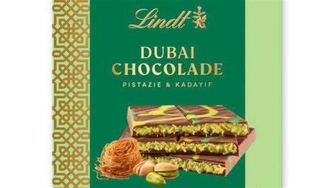 Auswahl verschiedener Dubai-Schokoladen im Handel