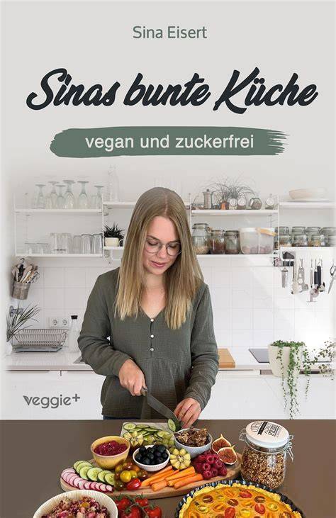Autorin Sina Eisert in ihrer bunten veganen Küche