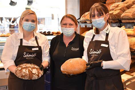 Bäckerei Karl Handrick in Pulsnitz, traditionelle Ladenansicht