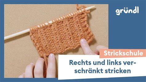 Babka-Rolle längs halbiert und die Stränge verschränkt