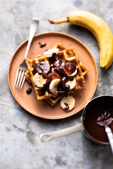 Babyfreundliche Waffeln mit Banane und Vollkornmehl