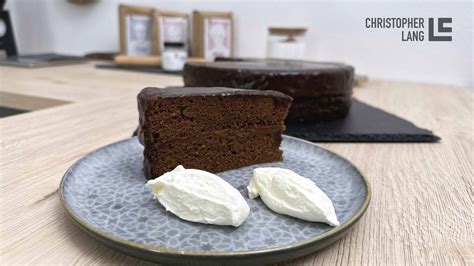 Backen einer Sachertorte