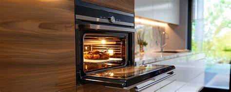Backofen-Vergleichstafel: Kombi-Backofen vs. konventioneller Ofen
